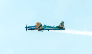 VÍDEO: exibição aérea antes de jogo de râguebi impressiona (e apavora alguns)