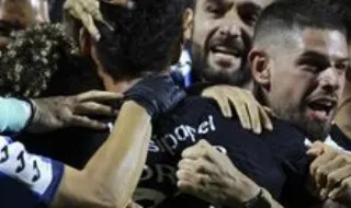 A crónica do Académico-V. Guimarães, 2-1: Viriatos rodaram o filme do castelo