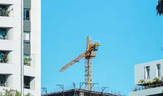 FMI Recomenda Promoção de Reforma Trabalhista para Estimular Crescimento Econômico