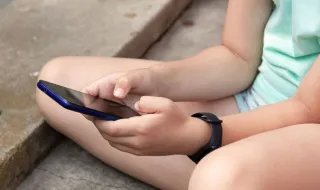 Seguro promulga proibição de 'smartphones' até ao 9.º ano