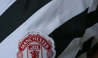 Everton e Manchester United empatam em jogo emocionante