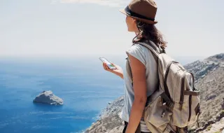 Do Japão aos EUA: estas são as nacionalidades dos turistas mais educados, generosos e aventureiros