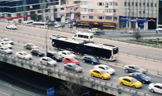 Metrobus chega amanhã à Praça da República. Já pode consultar os horários