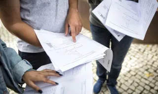 Inspecção detectou atrasos nos pedidos de reapreciação em 69 escolas