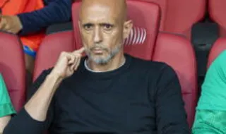 África do Sul: Miguel Cardoso na final da Taça MTN8