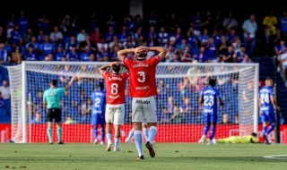 Al Celta le falta el último golpe para rematar a un Getafe con diez