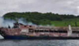 Cinco mortos e dezenas de desaparecidos em incêndio em ferry nas Filipinas