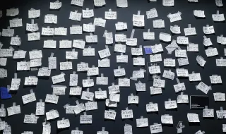 Ai Weiwei mostra na Contextile em Guimarães que planeta “está por um fio”