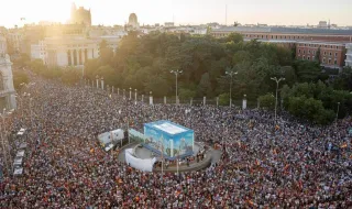 Miles de personas se movilizan en toda España en solidaridad con Ceuta