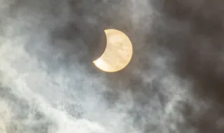 Olhos no céu: último eclipse lunar parcial do ano acontece esta madrugada
