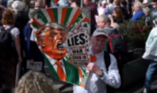 Milhares de pessoas protestam em Dublin contra visita de Trump à Irlanda