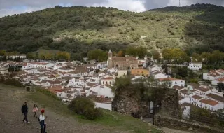 Aldeia com 465 habitantes precisa de gente: há trabalho, terrenos e apoio para abrir negócios