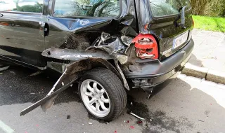 Colisão entre motociclo e trotinete deixa jovem em estado crítico em Almeirim