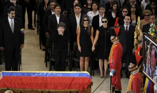 Plus Ultra 'coló' en la pandemia a la hija pequeña de Chávez en un avión a Caracas: "La pasaremos de incógnito"