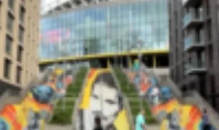 Novo mural de Freddie Mercury é inaugurado em Londres para assinalar o 80.º aniversário do cantor