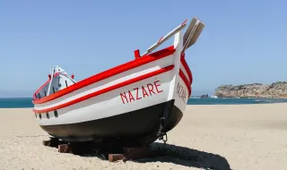 Nazaré, a professora ávida de saber que não deixa cair a honestidade