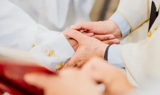Clero: Sacerdotes rejeitam estatuto de «super-heróis» e pedem partilha de responsabilidades