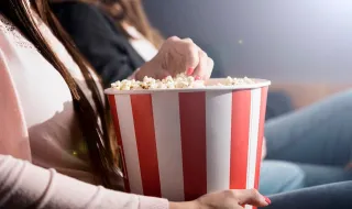 Os cinemas acabaram com os intervalos, mas há uma app que resolve o problema