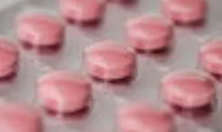 Um terço da população maior de 15 anos consumiu medicamentos sem receita em 2025