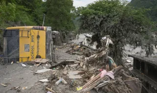 Já são mais de 1.000 as vítimas mortais das cheias entre Nepal e China
