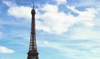 Polémica por la exclusión de varias trabajadoras de la Torre Eiffel durante la visita de un grupo de hindúes