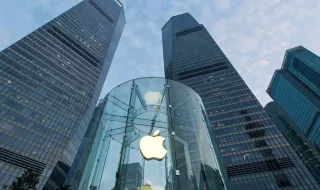 Apple chega atrasada mas poderá dominar 70% do mercado de 'smartphones' dobráveis