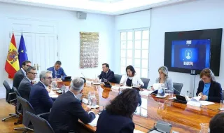 La crisis en Ceuta deja a Sánchez solo ante sus socios, con un Gobierno dividido y el PSOE de perfil