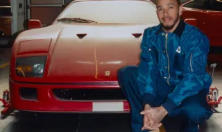 "O carro dos meus sonhos": Hamilton restaura Ferrari F40 encontrado abandonado