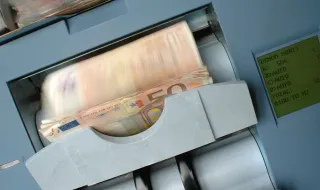 Regulador multa NOS em 350 mil euros por alteração unilateral de contratos dos clientes