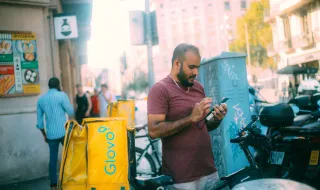 Glovo aceita oferta de compra da Uber por 12.770 milhões