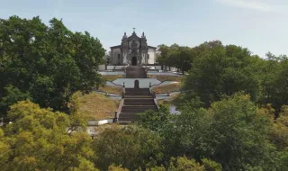 Santa Maria Madalena, a capela dividida entre Guimarães e Braga