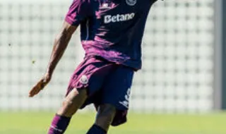 Samu já joga e marca: ponta de lança mostra serviço antes do clássico com o Benfica