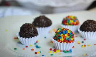 Cantor Ney Matogrosso faz paragem gastronómica inesperada na Lousã