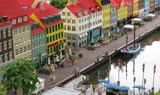 LEGOLAND Florida prepara Natal com novas atrações, shows e trilha de luzes