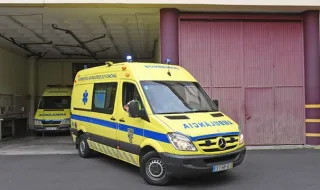 Pancadaria entre jovens acaba com os dois na mesma ambulância