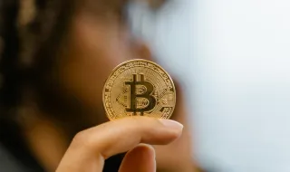 12 anos depois, recuperou a carteira bitcoin. Ficou excêntrico de um dia para o outro