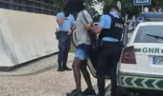 Condutor que atropelou 16 pessoas em Albufeira fica em prisão preventiva