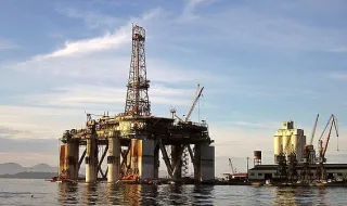 OPEP+ mantém produção de petróleo em outubro após meses de aumentos