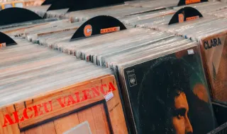 Quem era Rogério Valença, ex-vocalista do Calcinha Preta que morreu aos 55 anos