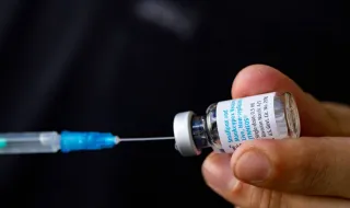 Mpox com "transmissão comunitária" em Portugal: tudo sobre os sintomas, o tratamento e a vacina disponível