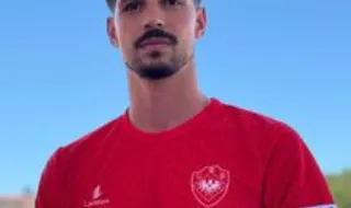 Pedro Martelo estreia-se a marcar na Albânia com golo acrobático