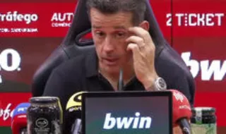 Marco Silva critica relvado do Marítimo: «Vendemos muito mal o que temos de bom»