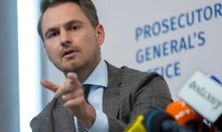 Procurador-geral da Ucrânia demite-se após suspeitas de alegado envolvimento em fraudes