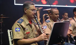 Ex-galã de 'Malhação' faz harmonização facial aos 51 anos e exibe resultado