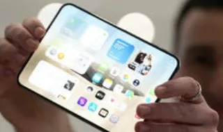Apple revela o seu primeiro iPhone dobrável e volta a aumentar os preços