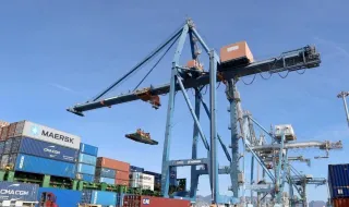 El puerto de Castellón dispara su actividad en contenedores