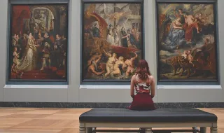 EXPOSIÇÃO “ONDE O INSTANTE MORA” LEVA PINTURA DE JOSETE FERNANDES À ECOTECA DE MIRANDELA