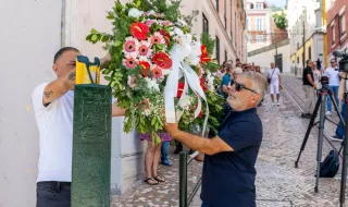 Sindicalistas e colegas homenageiam guarda-freio que morreu há um ano no Elevador da Glória
