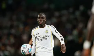 Real Madrid: Mourinho deixa lateral que custou €50 M fora da Champions