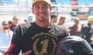 Piloto de Santo André
sagra-se campeão nacional
de motociclismo